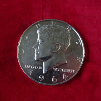 3 inch jumbo coin van plastic , zilverkleurig.